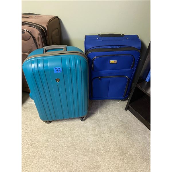 2 Carry-on luggage pieces - Heys Hard shell, Via Rail Soft