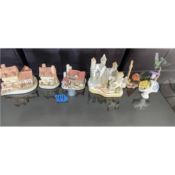 Lot of home décor items 1988 Christmas in Scotland by David Hogmanay