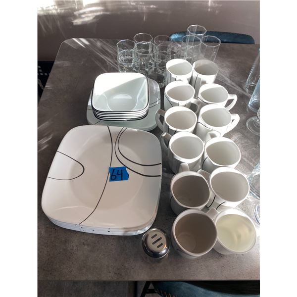 Corral Dish set with cups