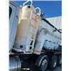 Image 5 : 2023 Westrn Star/79.2K GVWR Holcomb 3 Axle Concrete Truck