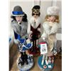 Image 1 : 3-Fashion Lady Nutcracker Style Figurine - 3 X $