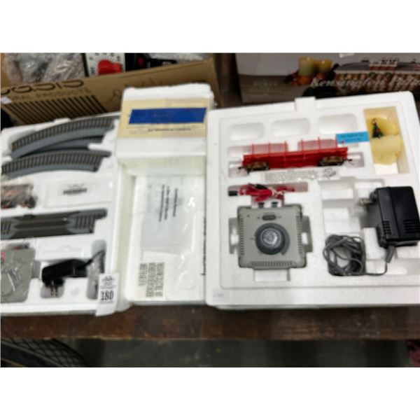 Hawthorn Village Ho Scale Train Accessories