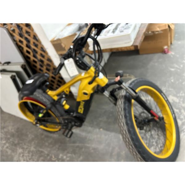 Apex HJM Ebike - Needs Rear Tire Tube - Frame Cracked