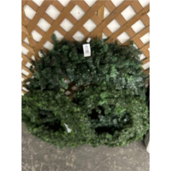 Holiday Wreaths - 3