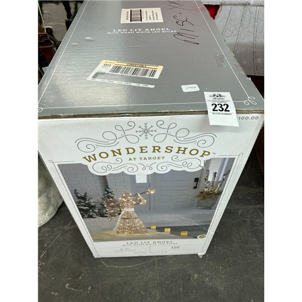 LED Lighted Angle Lawn Décor