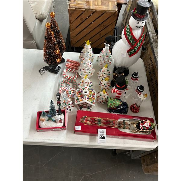 Snowman, Trees, Santa, Christmas Décor