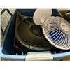 Image 5 : Tubs 4 w/Asst. Home Goods, Décor, Shop Vac, Fan