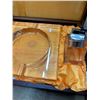 Image 2 : Diamond Crystal Lighting Lighter/Ash Tray w/Gift Box
