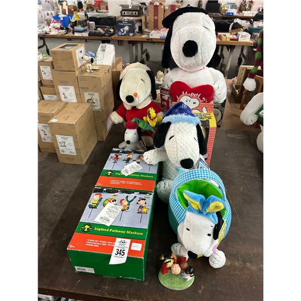 Snoopy Plush Toys, Basket, Peanut Lighted Pathway Markers