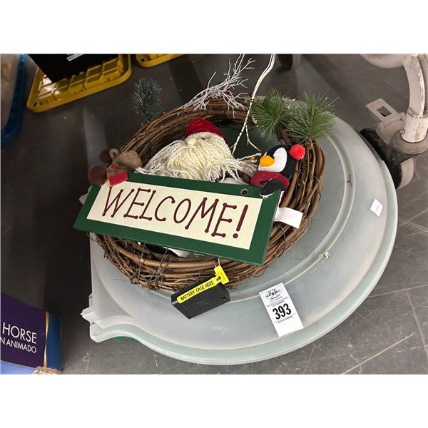 Welcome Santa Wreath w/Case