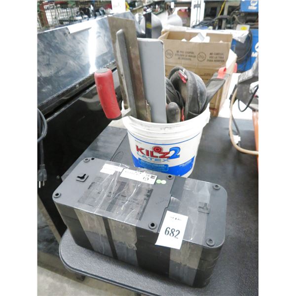 Bucket w/Knee Pads, Masonry Tools, UPS'S