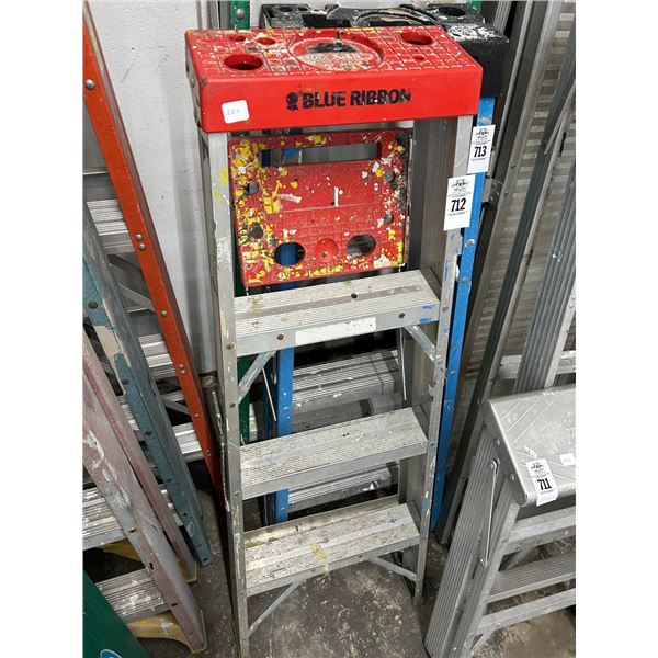 Blue Ribbon Alum.  4' Stepladder