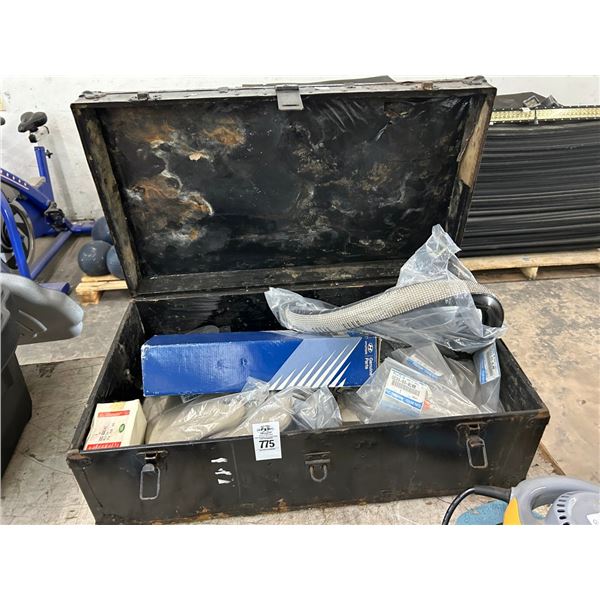 Asst. Auto Parts Land Rover, Hyndai, Mazda w/Travel Trunk