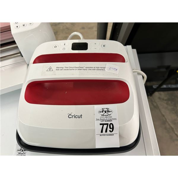 Circuit Rig w/Rolling Table /Supplies