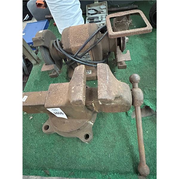 Rusty Bench Vise w/Rusty Grinder