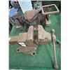 Image 1 : Rusty Bench Vise w/Rusty Grinder