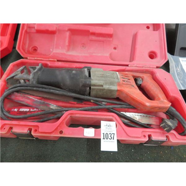 Milwaukee Sawzall w/Case