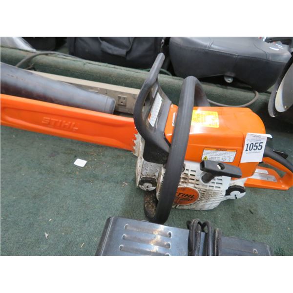 Stihl MS250 Gas Chain Saw