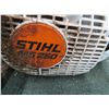 Image 2 : Stihl MS250 Gas Chain Saw