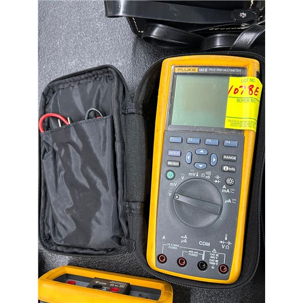 Fluke 189 True RMS Multi Meter w/Case/Leads