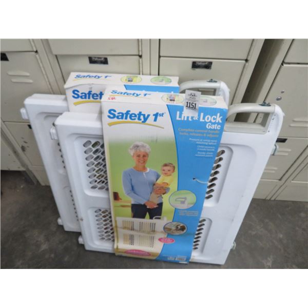 Safety First Lift & Lock Gates - 2