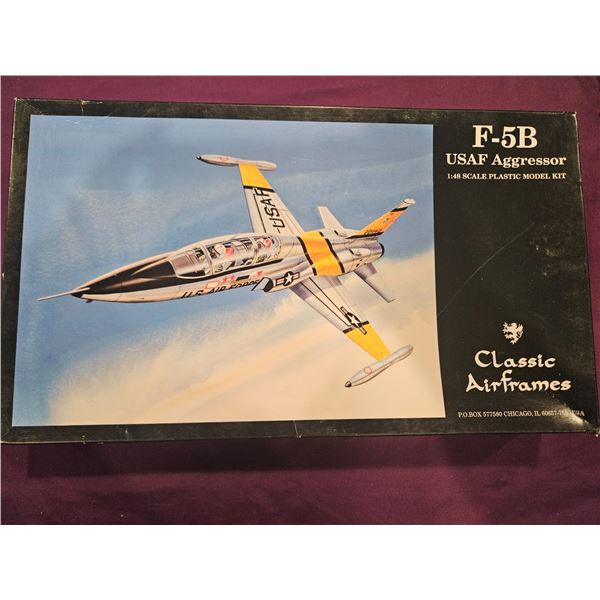 CLASSIC AIRFRAME F-5B USAF Agressor Moel
