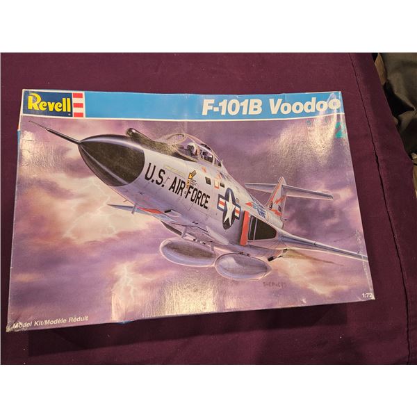 REVELL F101B Voodoo Model