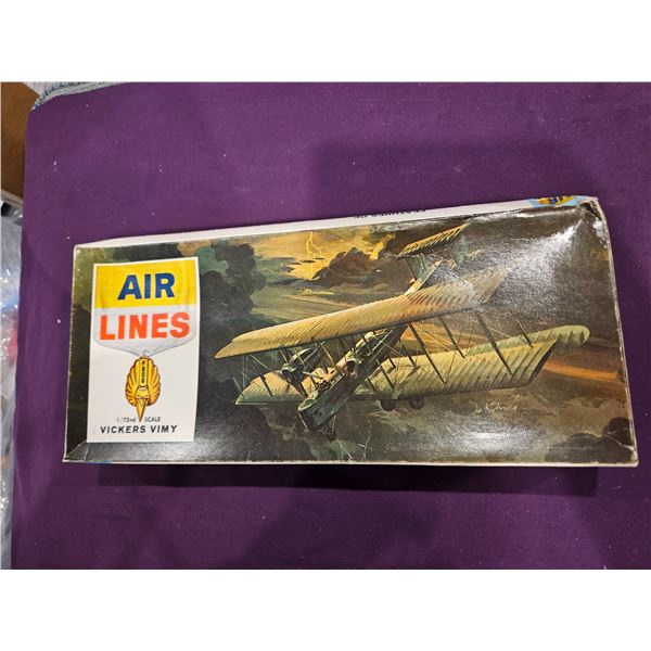 AIRLINES Vickers Vimy Model