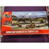 Image 1 : AIRFIX WWII RAF Bomber Re-Supply Set