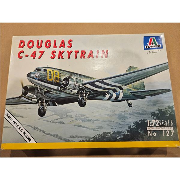 ITALERI Douglas C-47 Skytrain