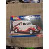 Image 1 : REVELL '37 Ford Panel Delivery CAR