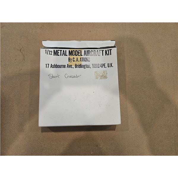 1:72 model kit- Short Crusader