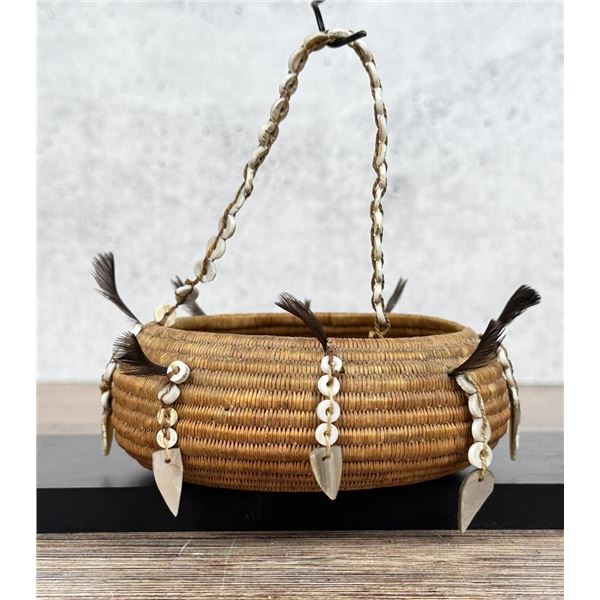 Pomo Native American Indian Gift Basket