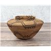 Image 2 : Yokuts Native American Indian Bottleneck Basket