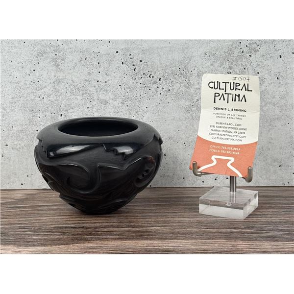 Victor & Naomi Eckelberry Santa Clara Pueblo Pot