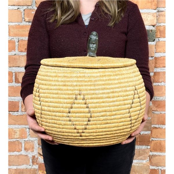 Minnie Ittoshat Inuit Eskimo Lyme Grass Basket