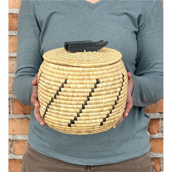 Sarah Kittusok Inuit Eskimo Lyme Grass Basket