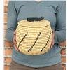 Image 1 : Sarah Kittusok Inuit Eskimo Lyme Grass Basket