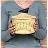 Image 1 : Annie Takatak Inuit Eskimo Lyme Grass Basket