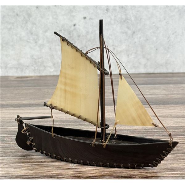 Alaskan Inuit Eskimo Baleen Model Ship