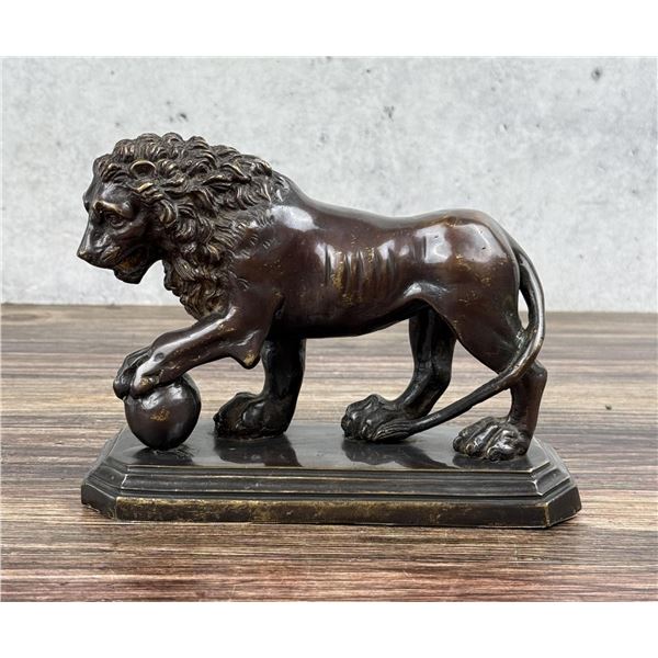 Medici Lion Bronze