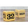 Image 2 : Yellow Bakelite Backgammon Doubling Dice