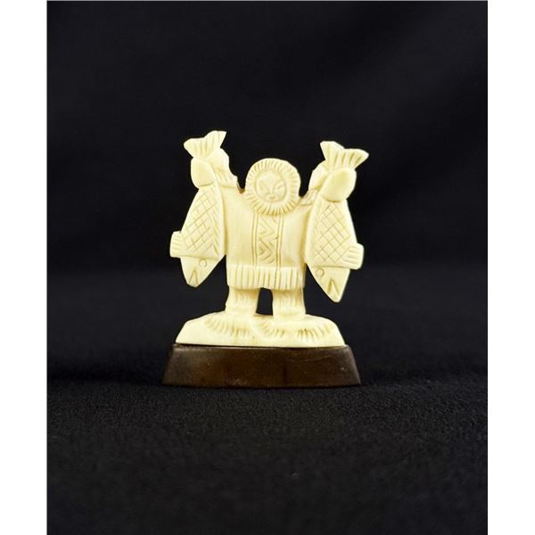 Alaskan Inuit Eskimo Fisherman Ivory Carving