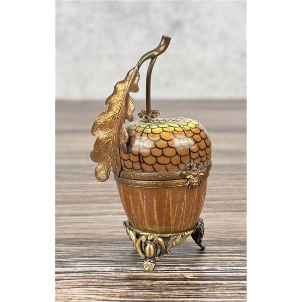 Limoges Peint Main Porcelain Trinket Box Acorn