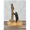 Image 2 : Climbing Bear Wood Carving