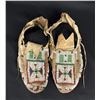 Image 2 : Cheyenne Native American Indian Beaded Moccasins