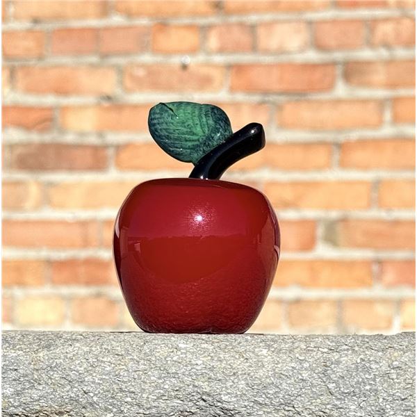 Donald Carlson Art Glass Apple Paperweight