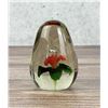 Image 3 : Art Glass Flower Paperweight