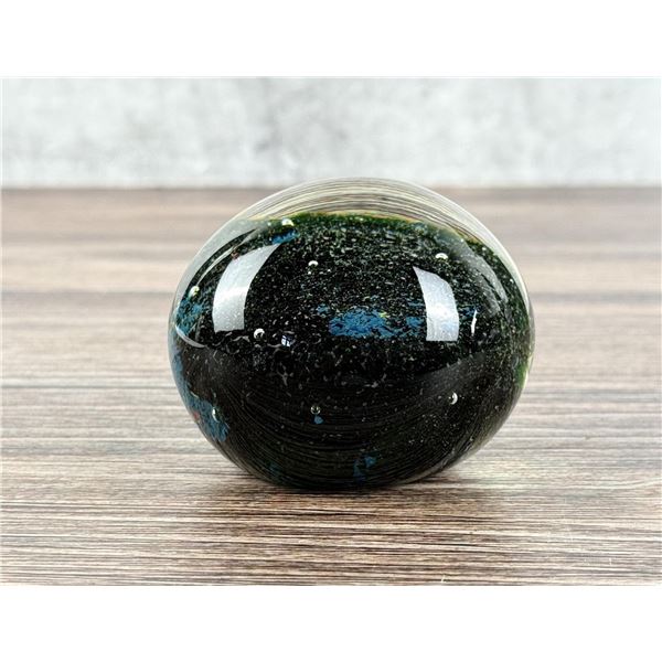 Controlled Bubble Art Glass Paperweight