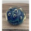 Image 1 : Controlled Bubble Art Glass Paperweight